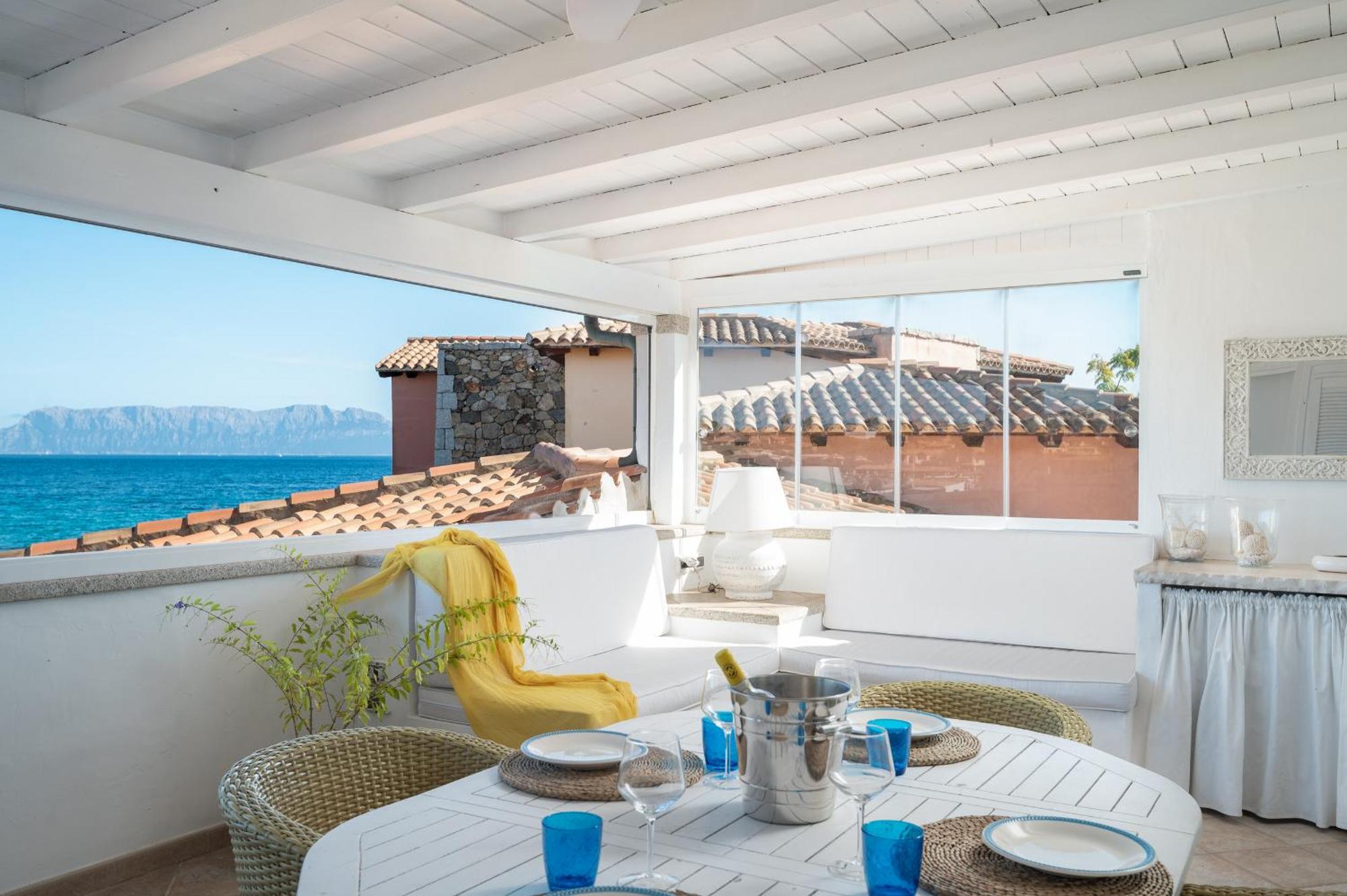 S'Abba Seafront Apartments - Your House In Sardinia กอลโฟอารันชี ภายนอก รูปภาพ
