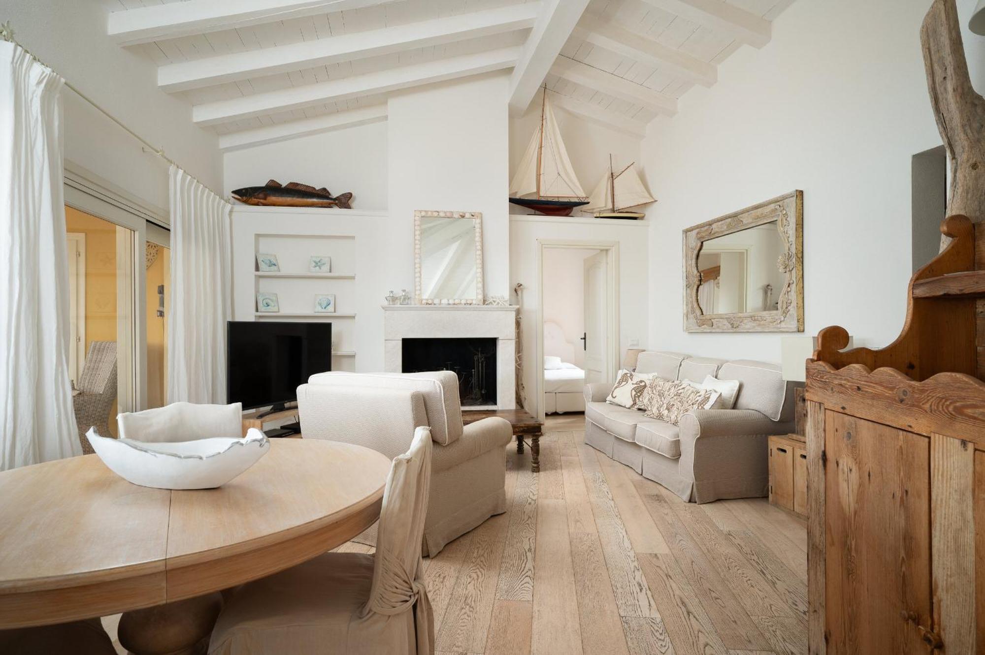 S'Abba Seafront Apartments - Your House In Sardinia กอลโฟอารันชี ภายนอก รูปภาพ