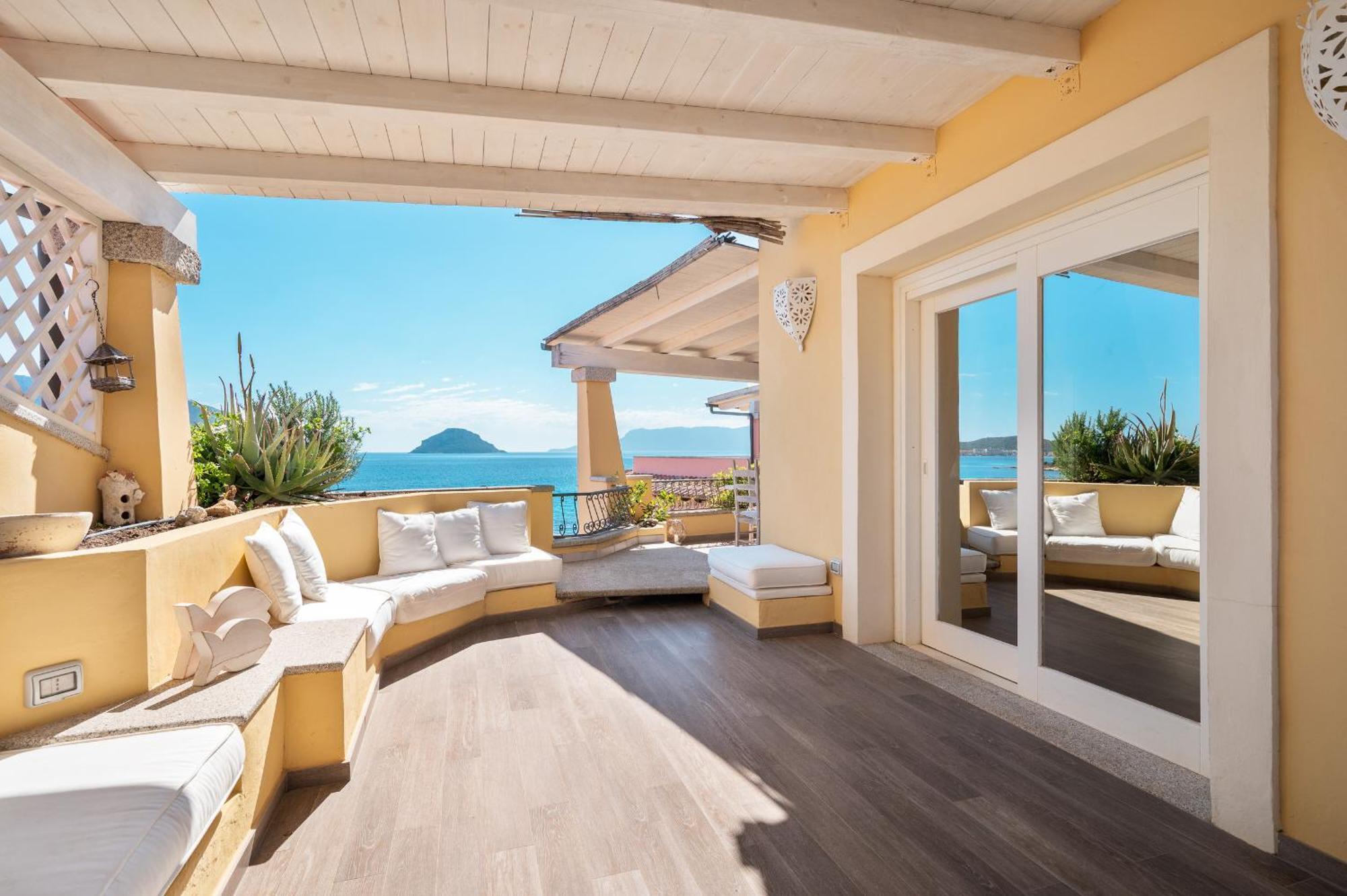 S'Abba Seafront Apartments - Your House In Sardinia กอลโฟอารันชี ภายนอก รูปภาพ
